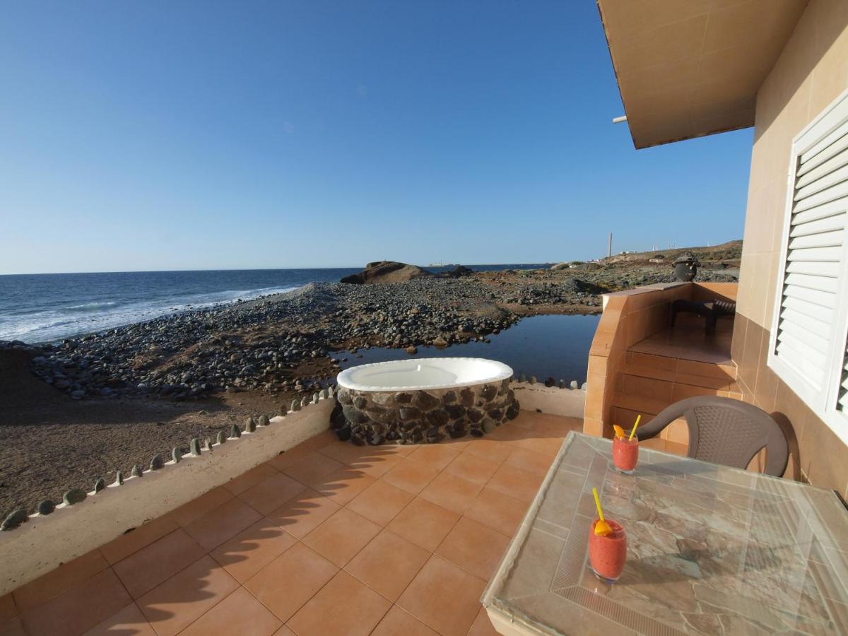 Sunrise Directly At The Sea Appartement La Mareta Buitenkant foto