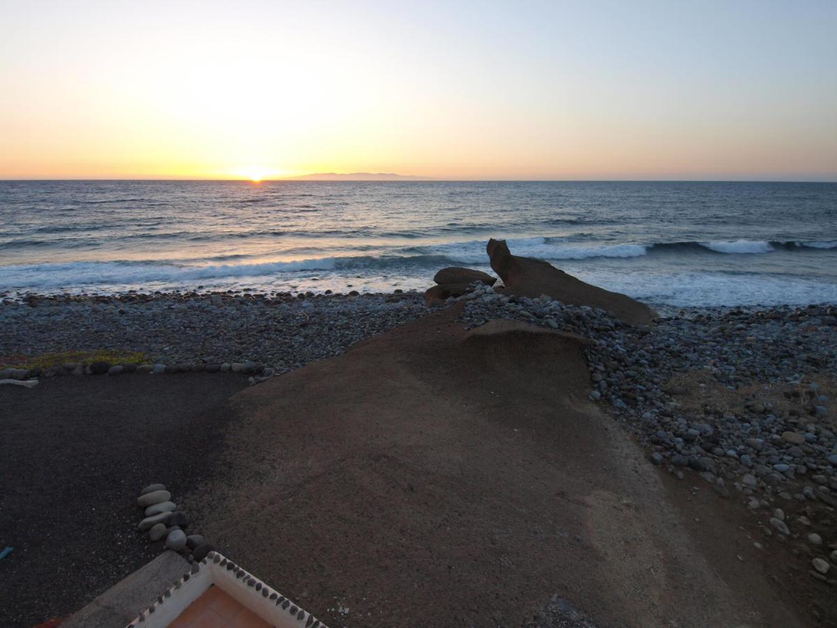 Sunrise Directly At The Sea Appartement La Mareta Buitenkant foto